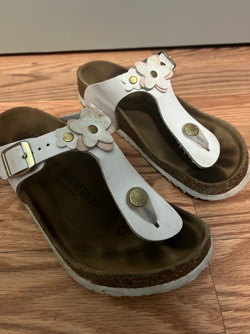 Girls Birkenstock Gizeh Sandal